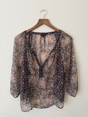 American Eagle Outfitters Sheer Floral V-Neck Blouse - Pink & Navy EUC Medium